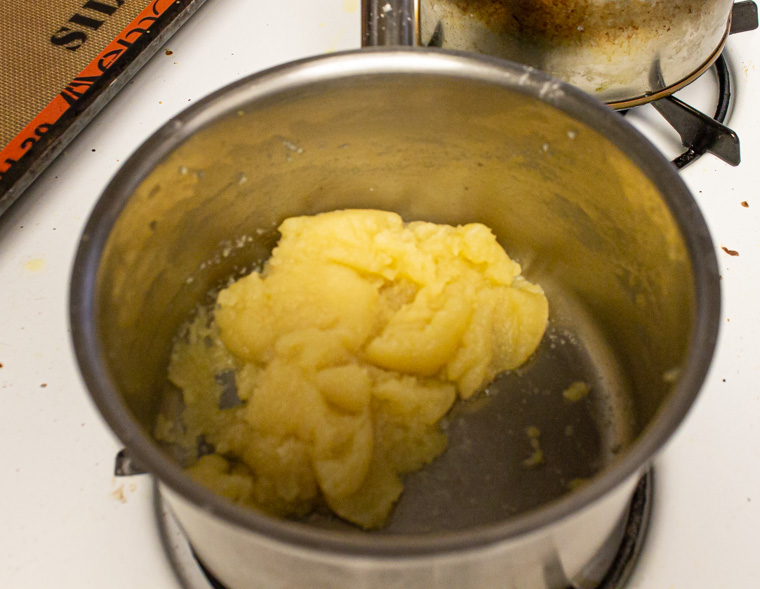 choux paste in pot