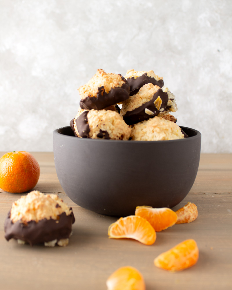 Mandarin cocpnut macaroons in slate bowl