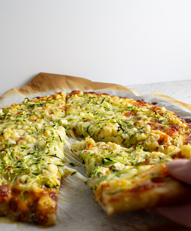 zucchini and corn pizza cheese pull